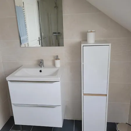 Grande Lit Double Avec Sdb Et Wc Prives Accommodatie bij particulieren