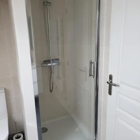 Accommodatie bij particulieren Grande Lit Double Avec Sdb Et Wc Prives